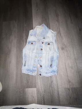 H&M Divided Light Wash Denim Vest